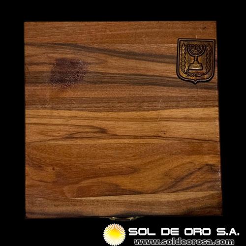 ISRAEL - 10 SHEQALIM, 1981 - INDEPENDENCE DAY - PEOPLE OF THE BOOK - MONEDA DE ORO