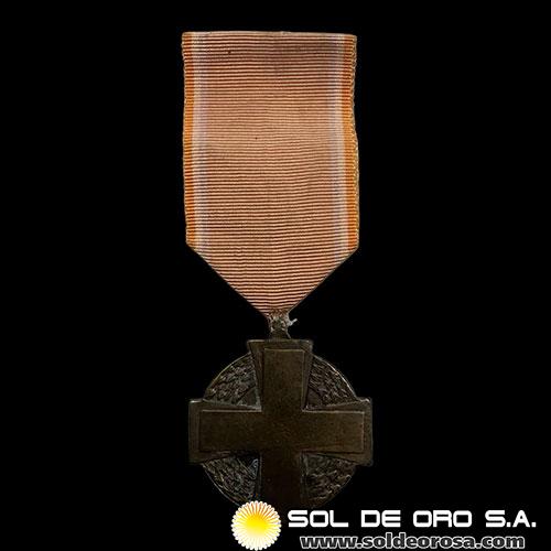 NUMIS - REPUBLICA DEL PARAGUAY - CRUZ DEL DEFENSOR - GUERRA DEL CHACO - CONDECORACION