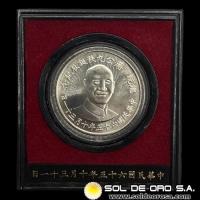 TAIWAN - 90th ANNIVERSARY OF CHIANG KAI-SHEK - 1976 - MEDALLA CONMEMORATIVA DE PLATA .800